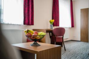 Point Hotel Apartments and Rooms