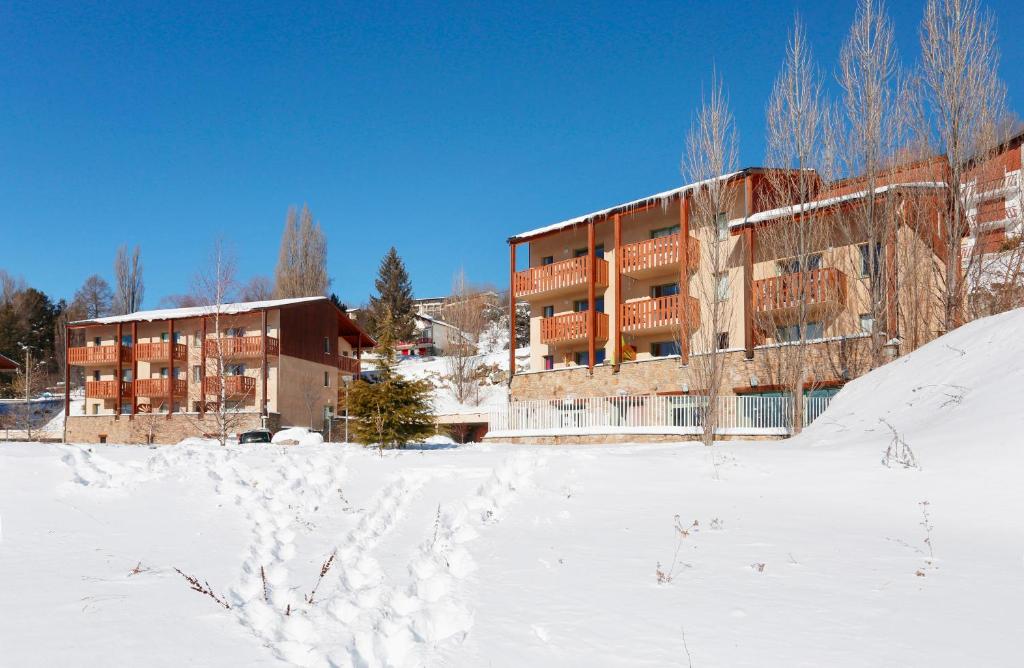 Résidence Néméa Les Chalets Du Belvédère Rue des Alysses, 66120 Font-Romeu