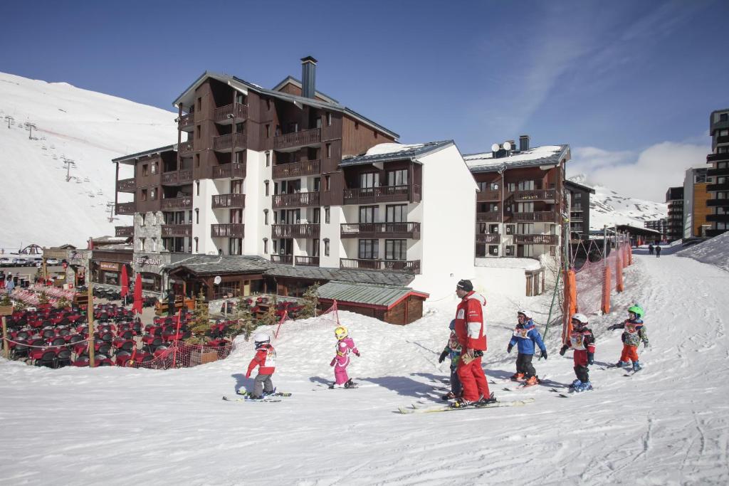 Appart'hôtel Résidence Odalys Le Rond Point Des Pistes Tignes Val Claret 73320 Tignes