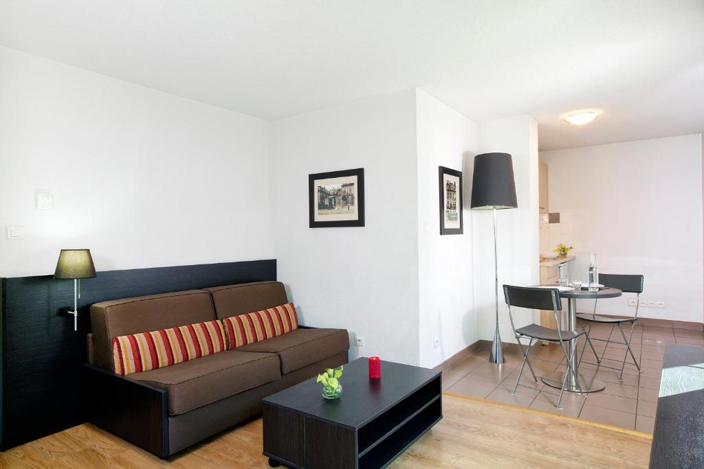 Appart'hôtel Residhome Metz Lorraine 10 rue Lafayette 57000 Metz