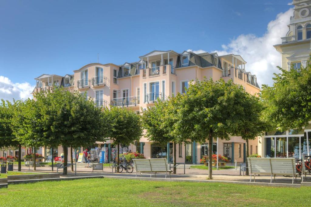 Appart'hôtel SEETELHOTEL Ostseeresidenz Ahlbeck Dünenstraße 40 17419 Ahlbeck