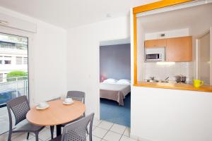 Appart'hôtel Séjours & Affaires Annecy Le Pont Neuf 8 Rue Du Rond Point - Cran Gévrier 74960 Annecy Rhône-Alpes