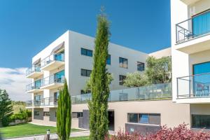 Appart'hôtel Sintra Luxury two room apartment with pool&tennis Rua da Fonte da Granja 2710-252 Chelreira -1