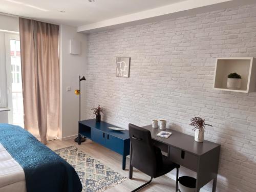 SOFI-LIVING-APARTMENTS