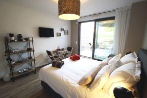 Sweet Home studio Aix en Provence, terrasse, piscine, resto,
