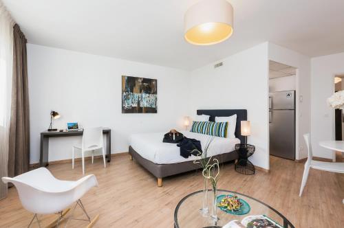 Ténéo Apparthotel Talence Arthena