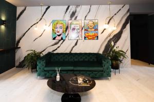 THE Penthouse at Eco Smart Apartments