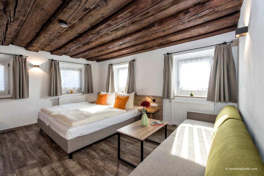 Appart'hôtel Übernachten in der Tenne 40 Untere Dorfstraße 90427 Nuremberg