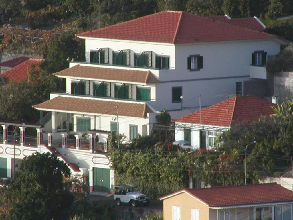 Vila Marta Travessa do Amparo,36 - São Martinho, 9000-647 Funchal