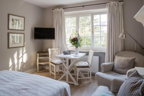 von Deska Townhouses - Ivy House