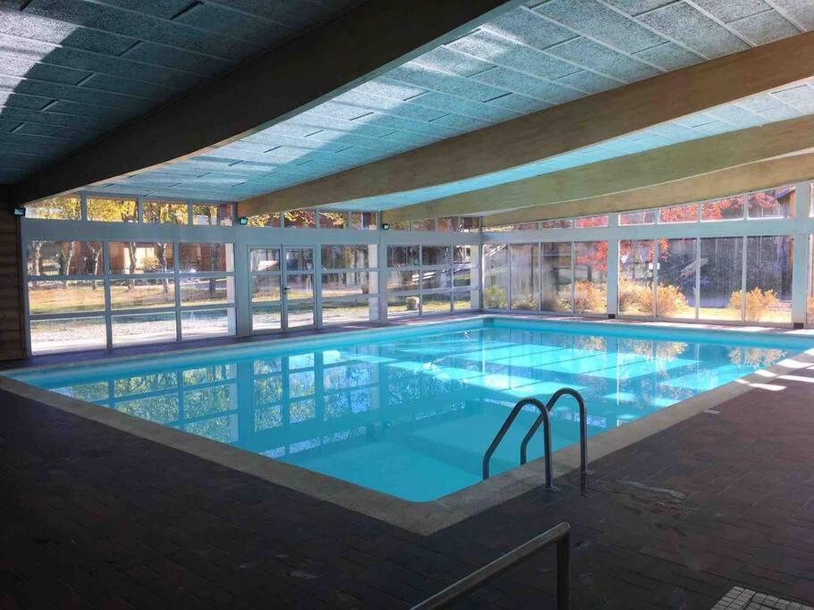 Appartement Appart. lumineux pour 4pers. avec piscine chauffée Chemin du Bois, 39150 Saint-Laurent-du-Jura