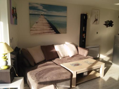 Appartement APPART MER CALME ET ENSOLEILLEE 32 RTE DES MARINES- RES LA FREGATE- PORT CAMARGUE Le Grau-du-Roi