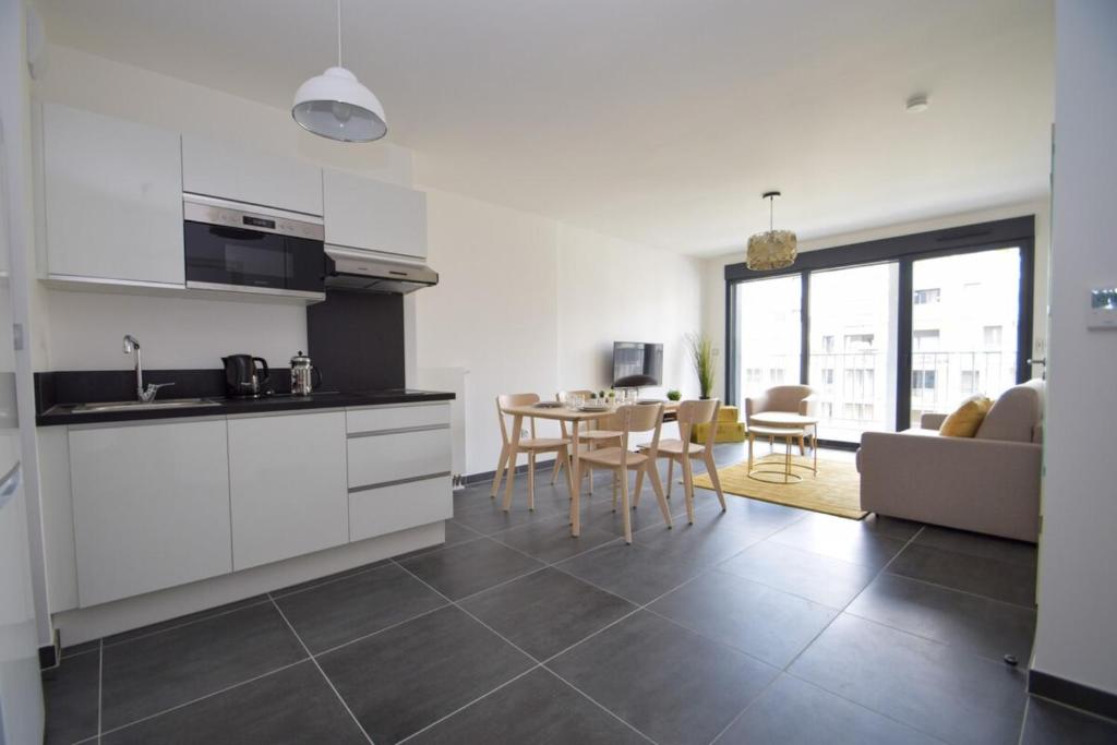Appartement Appart neuf avec BALCON PARKING - 3km Disney 8 Rue d'Amsterdam, 77144 Montévrain