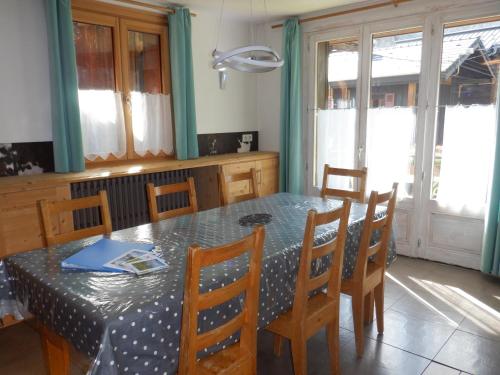 Appartement Appart Pointe de Nyon Morzine Centre 4 à 6 pers calme jardin vue parking 42 Rue Bidon Morzine