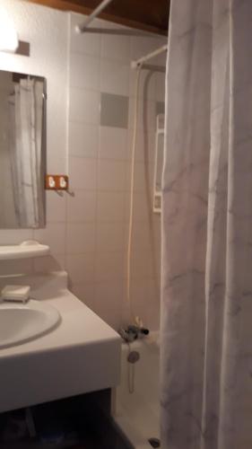 Appartement Appart situé au sein d'une résidence à Barèges pour 4 à 6 personnes, 1 chambre, 1 mezzanine 41 Route de Labatsus Barèges