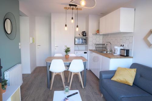 Appartement Appart T2 avec terrasse, parking et wifi 25 Rue Montaigne Angoulême