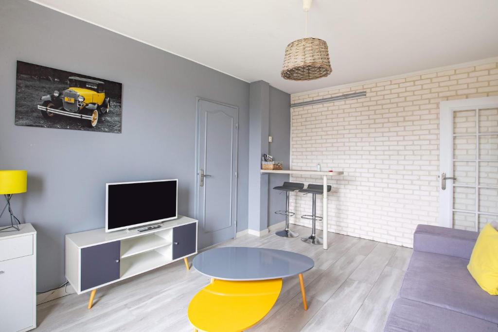 Appartement Appart T3 Bien situé a Bourges + Wifi 5 Avenue Louis XI, 18000 Bourges