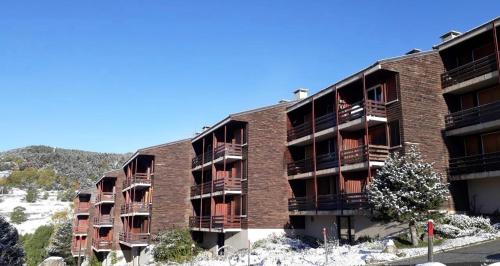 Appartement Appart terrasse cosy vue exceptionnelle montagne Residence Balcon Cerdan BAT 23 3éme étage Rue des Carols Font-Romeu-Odeillo-Via