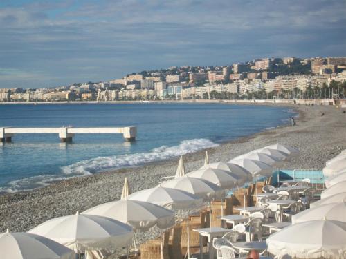 Appartamento in residence a 50 metri dal mare Nice france