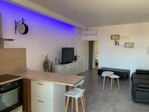 Appartement \ 28 Place Jean Jaurès 34400 Lunel Languedoc-Roussillon