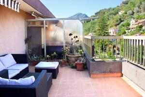 Appartement \ Etage 7 124 Promenade Val du Carei 06500 Menton Provence-Alpes-Côte d\'Azur