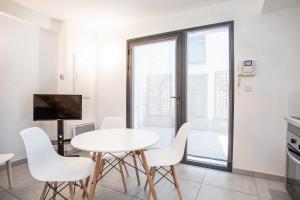 004 - Appartement Moderne et Terrasse - Jeanne d'Arc, Toulouse