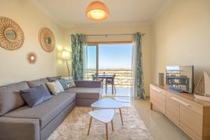 #028 Cozy Flat with Stunning View,Pool,Parking,Tennis