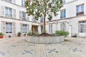 06 - Designed Flat Paris Grands Boulevards