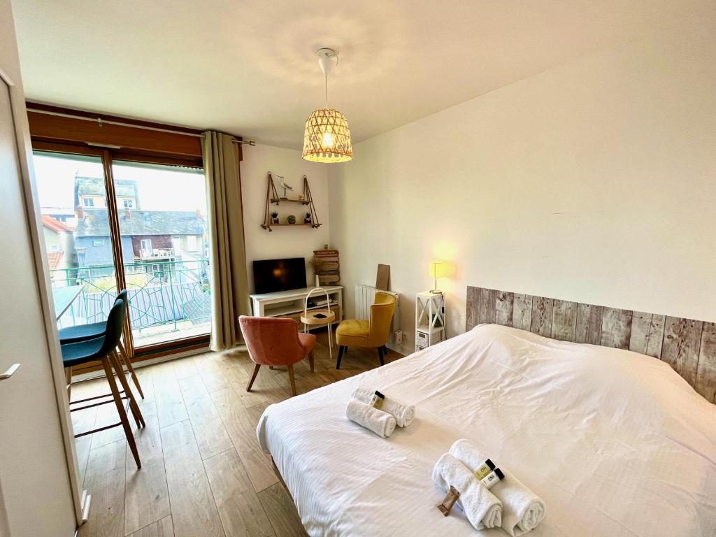 06A2 - Cœur du Vieux Nice bel appartement moderne rénové