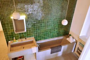 06J - Superb Duplex Loft with AC - SEA VIEW