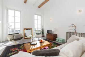 06J - Superb Duplex Loft with AC - SEA VIEW