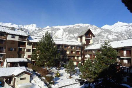 Appartement 1 bedroom Apartment -F2-, Parking, Wifi, 5 min walk Funicular les Arcs 108 Rue de Pinon 73700 Bourg-Saint-Maurice