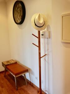 1 bedroom condo; full common terrace and garage