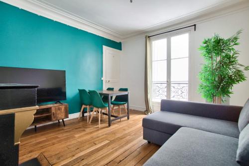 1 Bedroom Notre Dame de Paris Monge
