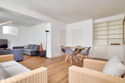 1 Bedroom Quartier Latin Royer Collard