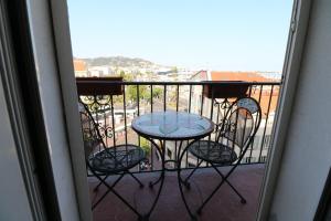 1 bedroom Suquet, 6 min from the Palais, balcony city & port view 220