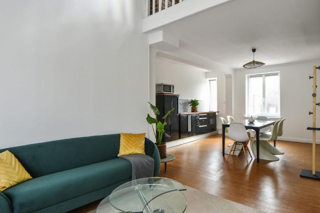 1-Zimmer-Apartment mit großem Balkon 78141 Schönwald