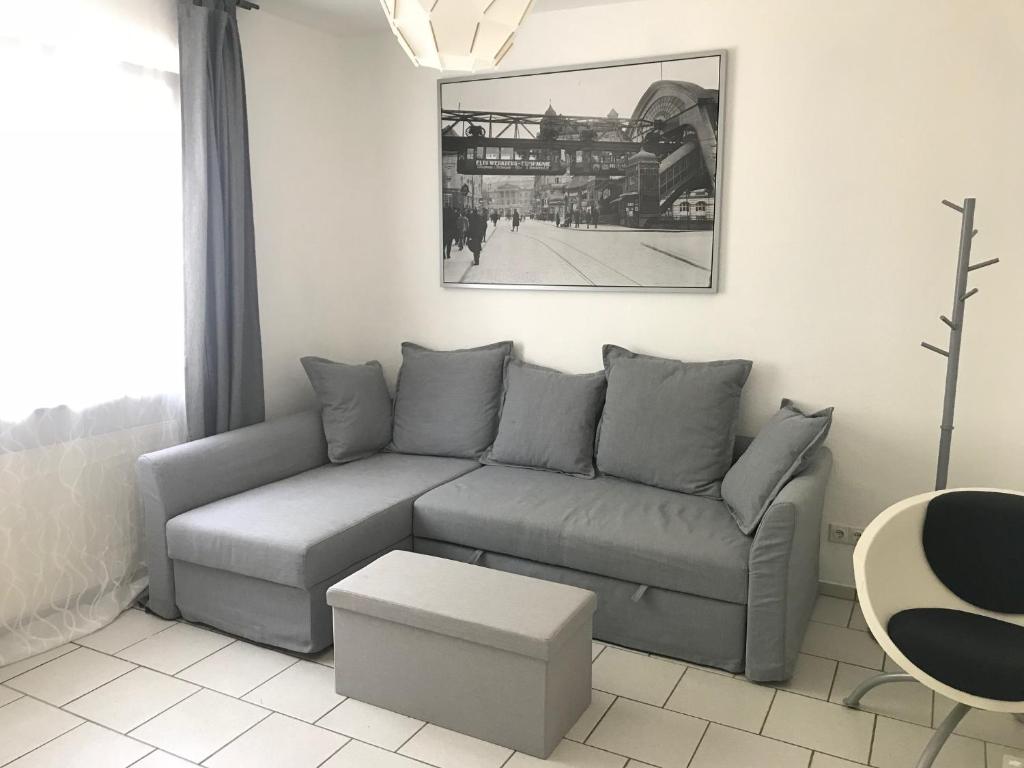 Appartement 1 Zimmer Wohnung mit Küche und Bad in Wuppertal Ferienwohnung Katernberger Straße 167B 42115 Wuppertal