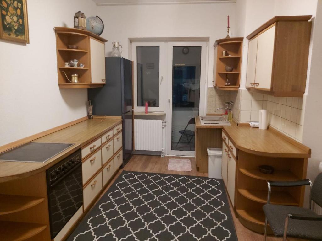 Appartement 1 Zimmerwohnung mit Küche, Balkon und Badezimmer in Düsseldorf Apartmen 330 Kölner Straße 40227 Düsseldorf