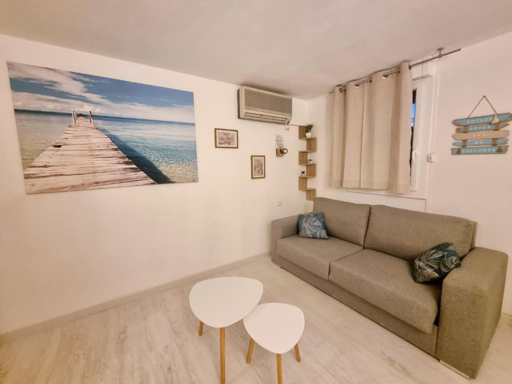 100 m de la plage - Les Cigales de Mer - Studio Cabine - Parking Rue du Levant, 30240 Le Grau-du-Roi
