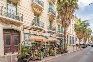 100 m Palais des Festivals - Croisette - Beach - Congress