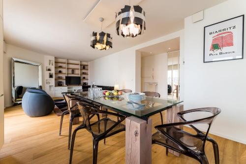 100 MARCHES KEYWEEK Apt 2 bedrooms with parking Biarritz Beaurivage