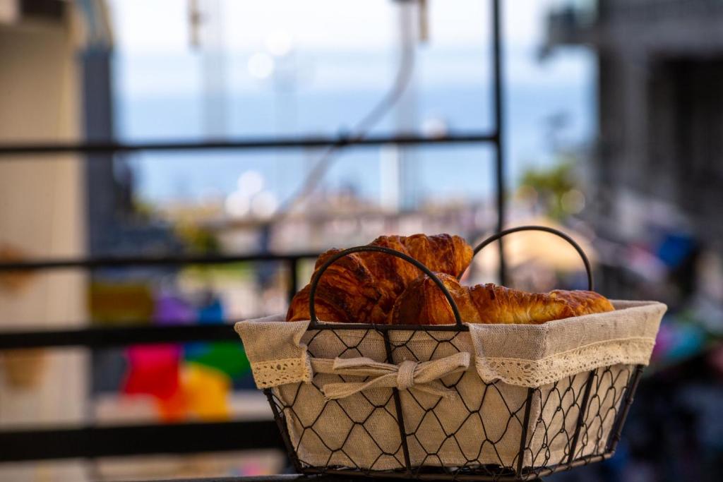 100m from the sea 8 Rue Halévy, 06000 Nice