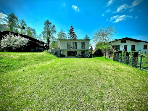 100m2 Naturidylle am Wald & See mit 1200m2 Garten