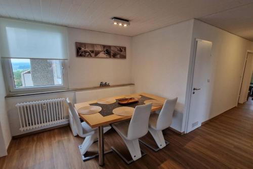 101 qm großes Ferienwohnung mit See - und Bergsicht