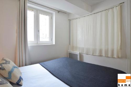 102207 -one bedroom apartment Paris Montorgueil