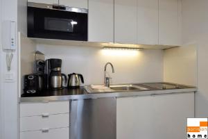 102207 -one bedroom apartment Paris Montorgueil