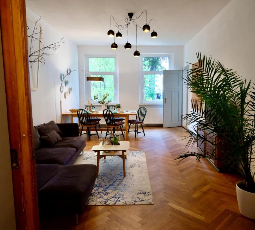 110 qm Ferienwohnung Stadtvilla Halberstadt - Dem Tor zum Harz Bernhard-Thiersch-Straße 10, 38820 Halberstadt