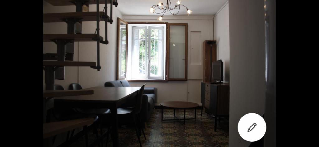Appartement Appartement 117 b cité médiévale 117 Rue Trivalle, 11000 Carcassonne