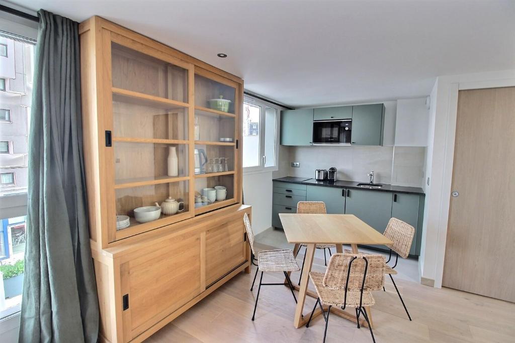 118934 - Appartement 4 personnes à Paris 9 Rue Forest, 75018 Paris